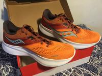 Saucony Ride 44 orange neu mit OVP Versand möglich Köln - Rodenkirchen Vorschau