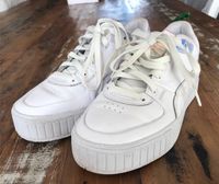 Tolle Puma Leder Sneaker cali sport glow white 38,5 Nordrhein-Westfalen - Essen-Haarzopf Vorschau