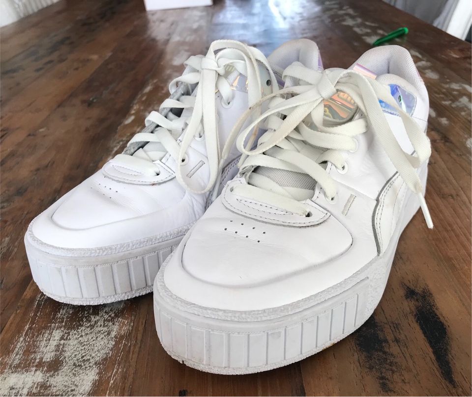 Tolle Puma Leder Sneaker cali sport glow white 38,5 in Essen-Haarzopf