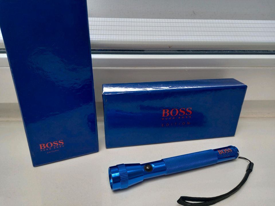 HUGO BOSS TASCHENLAMPE,NEU,MIT OVP in Rehlingen-Siersburg