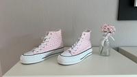 Sneaker Vty Größe 40 rosa mit Blümchen sehr gut erhalten Niedersachsen - Dötlingen Vorschau