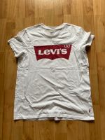 Levi’s T-Shirt Gr. M in weiß Nordrhein-Westfalen - Barntrup Vorschau