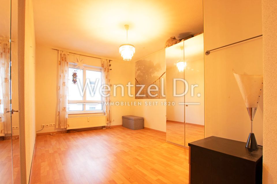 Gut geschnittene 3 Zimmer Wohnung mit Balkon in ruhiger Straße und Rheinnähe zu verkaufen in Wiesbaden