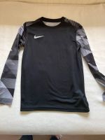 Nike Sportshirt Gr. 137 Bremen - Vegesack Vorschau