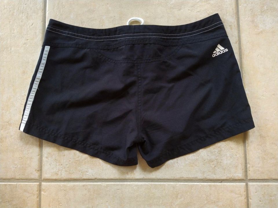 adidas Shorts, Größe 36, S, schwarz, neuwertig in Dortmund