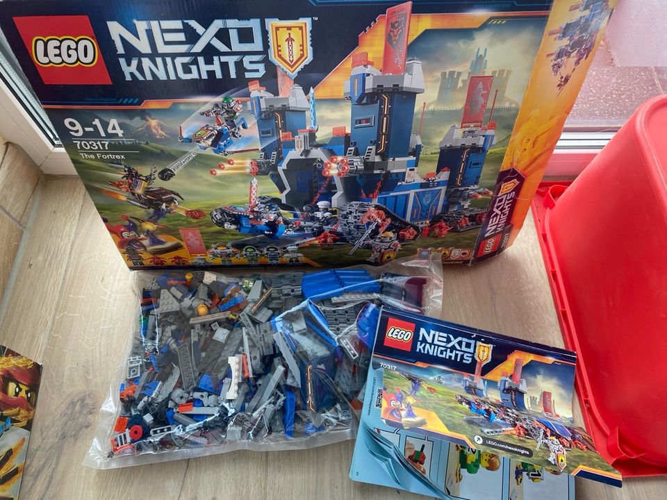 Lego Nexo Knights The Fortrex 70317 in Steinebach (Sieg)