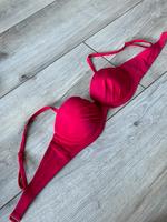 Rotes Bikini Oberteil Niedersachsen - Uelzen Vorschau