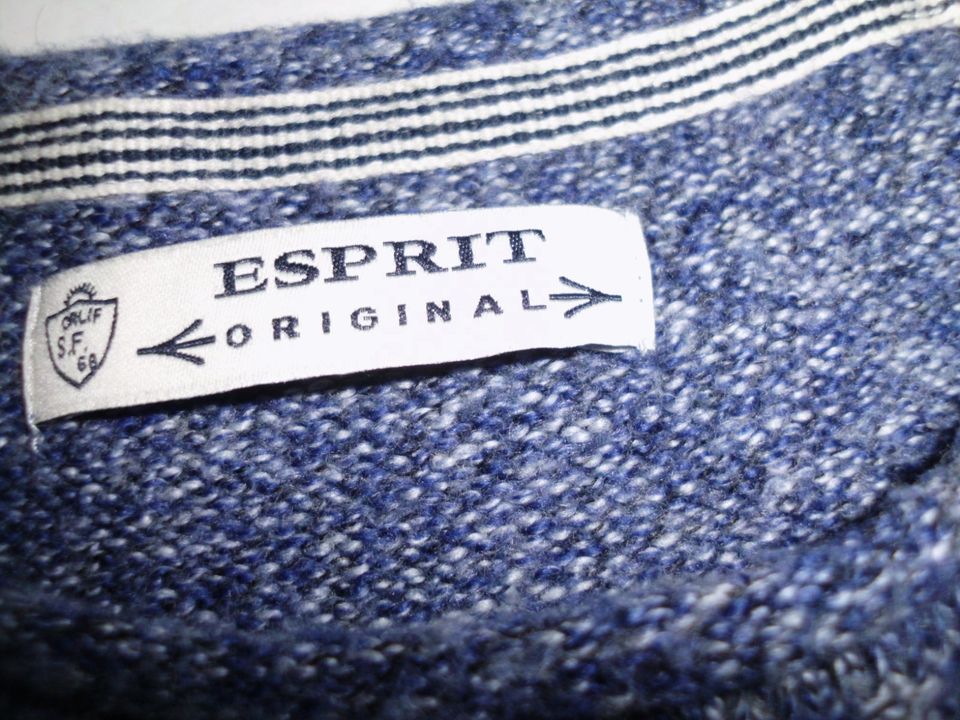 Esprit  Pullover blau, Gr. L, neu in Borgentreich