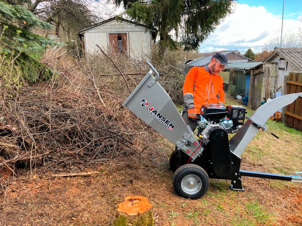 ZU VERMIETEN: Häcksler / Schredder / Gartenhäcksler / Jansen GTS-2000Pro in Ilmenau