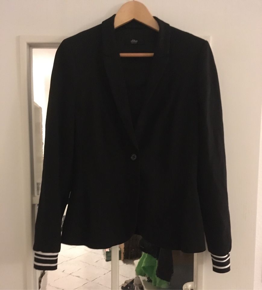 S.Oliver Black Label Blazer schwarz Gr 40 in Sulzbach