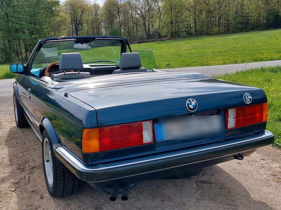 BMW 320 i Cabrio, Oldtimer in Wuppertal