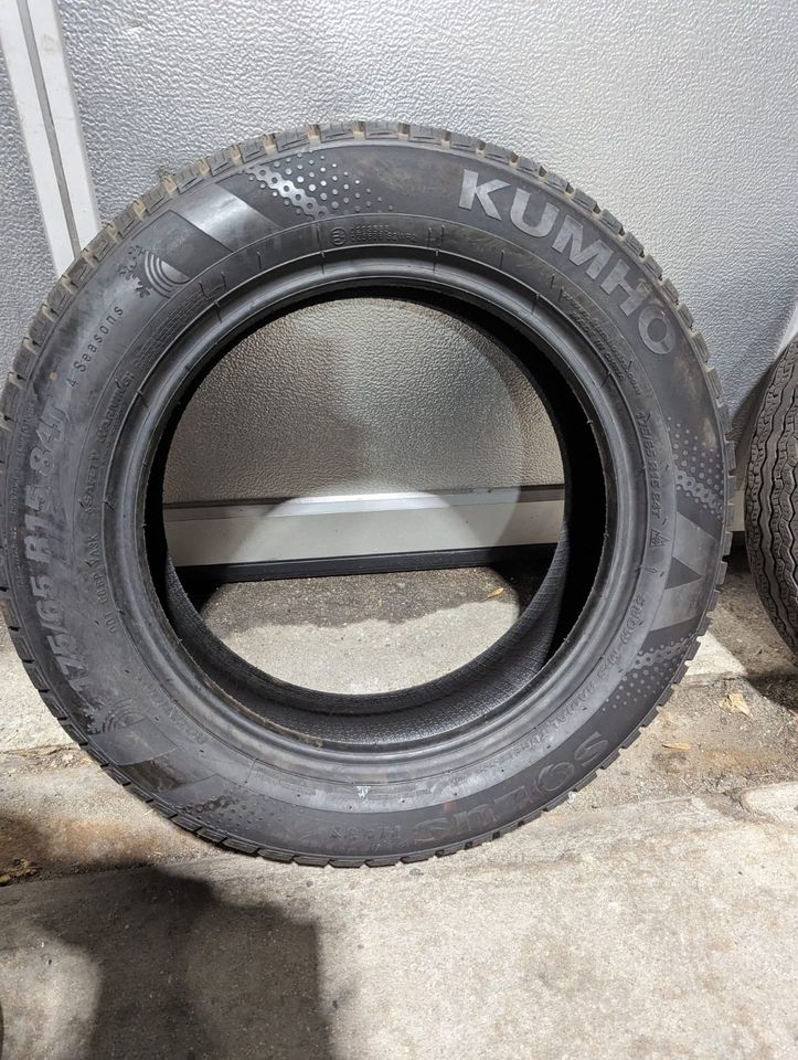 1x Kumho Reifen 175/65R15 84T Winter in Gnutz