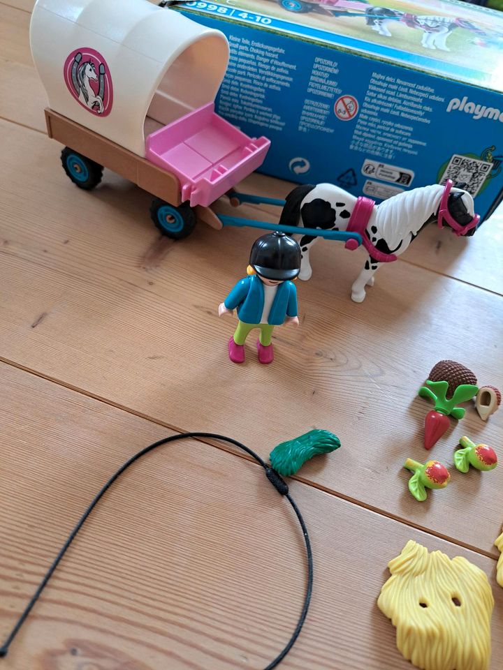 Playmobil Pferd mit Planwagen in Bayerbach