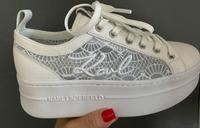 Karl Lagerfeld Sneaker Schuhe Gr. 39 NP220€ süß⭐️Must have Bayern - Niederwerrn Vorschau