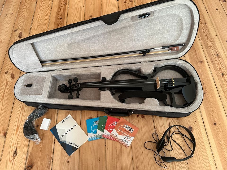 E-Violine / Elektrische Geige mit Zubehör und Ersatzsaiten in Lübeck