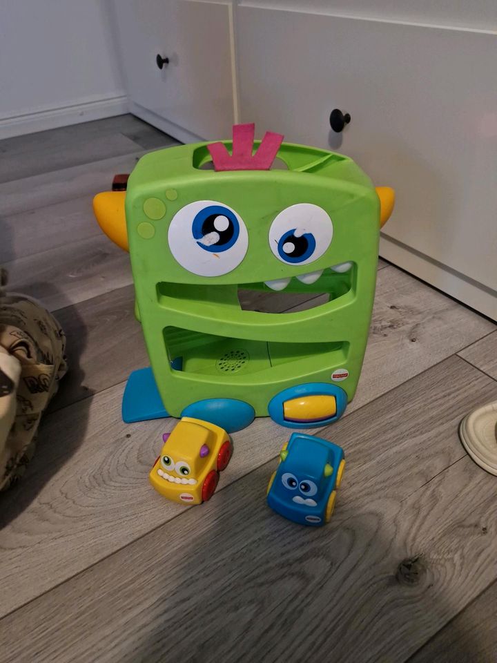 Rennbahn Monster Fisher Price in Cham