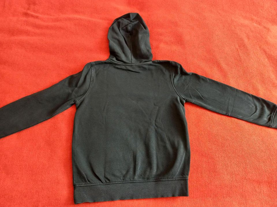 Pullover/ Hoodie Jungen Gr. 146/152 in Bingen