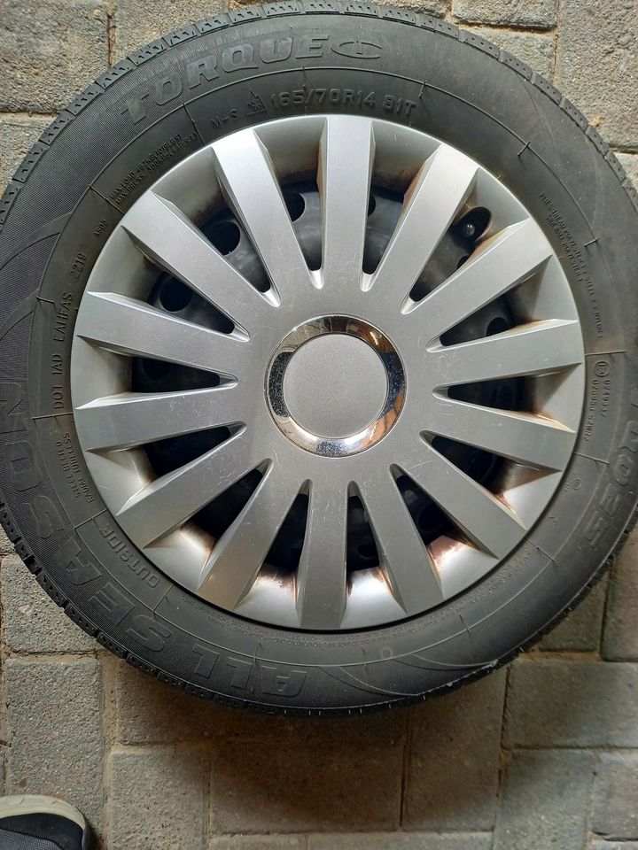 NISSAN Micra  K12 / FELGENSATZ / 165/70R14 GANZJAHRESREIFEN ! in Versmold