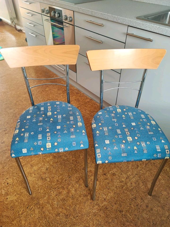 Tisch und 4 Stühle in Weiden (Oberpfalz)