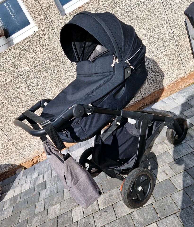 Stokke Kinderwagen in Schiffweiler