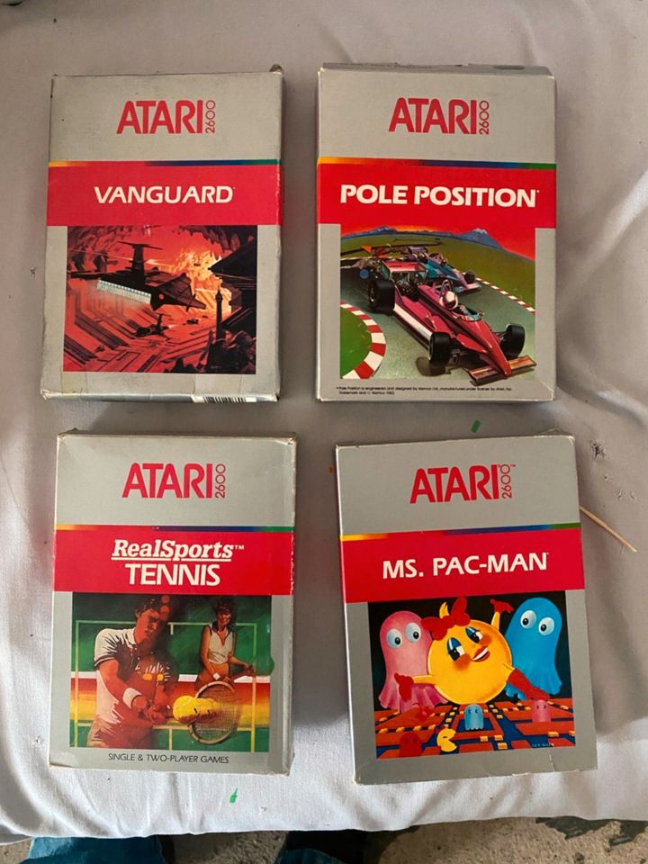 Atari 2600 Cartridges / Module Videospiele patches konsolen cases in Berlin