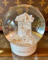 LOUIS VUITTON Schneekugel Snow Globe VIP Geschenk Vivienne 2022 Eimsbüttel - Hamburg Harvestehude Vorschau
