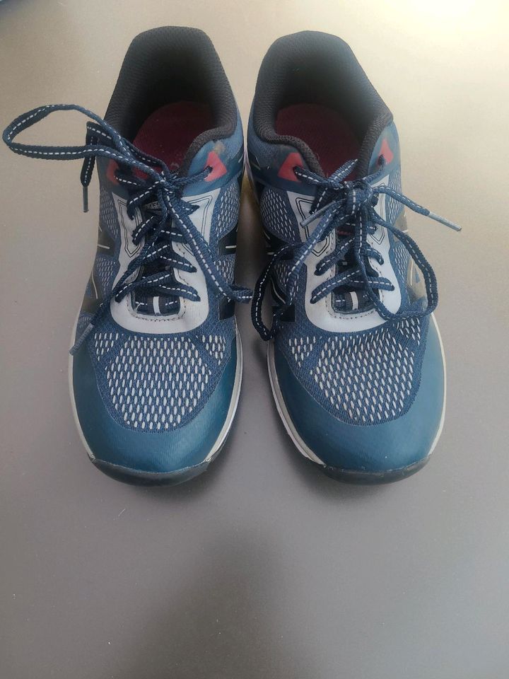 Laufschuhe 38 in Roth