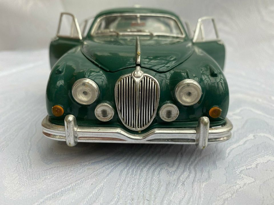 Modellauto Jaguar Mark II (1959) Maisto 1:18, made in Thailand in Hofheim am Taunus