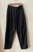COS Elegante Hose mit Bundfalten Pankow - Prenzlauer Berg Vorschau