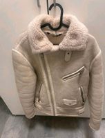 Zara Herren Teddyjacke Lederjacke gefüttert S 36 Creme München - Schwabing-Freimann Vorschau