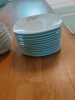 Ich Geschirr Teller 12 Stück und 8 Stück Selbst abholen in Oyten Niedersachsen - Oyten Vorschau