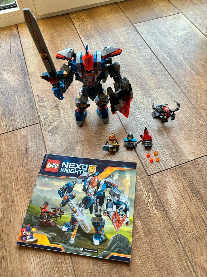 "LEGO Nexo Knights Set 70327 'Der Mech des Königs' in Hannover