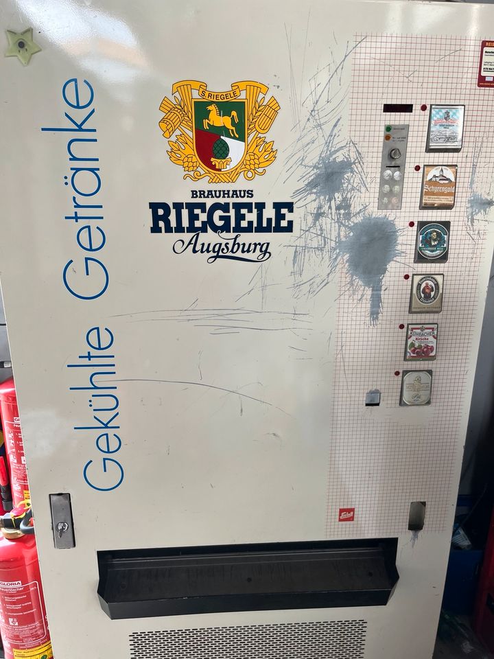 Getränkeautomat , Bierautomat von Sielaff in Erdweg