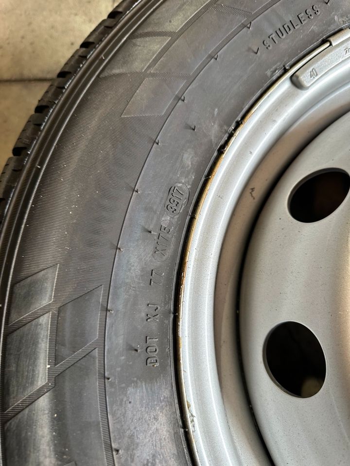 Pirelli Carrier mit Felge 215/75R16C Reifen in Osnabrück