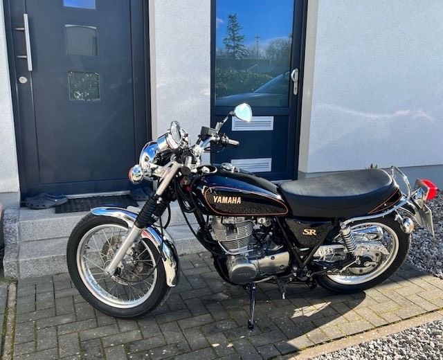 Yamaha SR 400 in Alt Schwerin