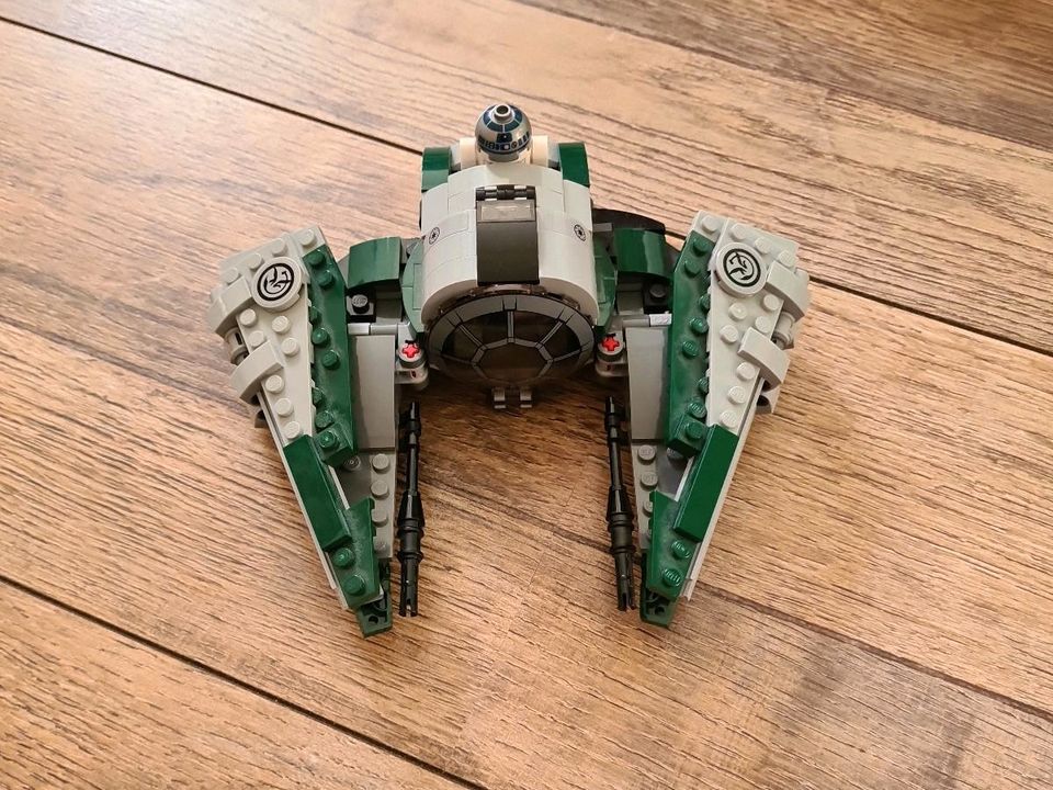 LEGO STAR WARS Nr. 75168 Yoda's Jedi Starfighter in Westerrönfeld