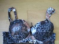 NEUER Guess Body, Gr. 36/S, Leomuster/schwarz, mit Etikett, 85B Bayern - Laufen Vorschau