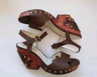 40 Größe Paco Gil Sandalen für Damen Leder / Holz; mit Nieten. Berlin - Neukölln Vorschau