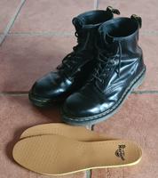 Dr. Martens Gr. 44, schwarze Boots, sehr guter Zustand, neue Inne Bayern - Frasdorf Vorschau