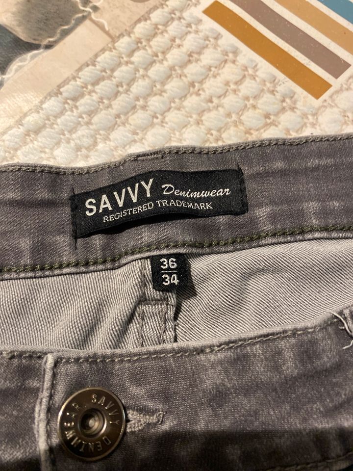 ♥️♥️ Neuwertige Herrenhose von Davvy Denimwear gr 36/34 zu v in Westoverledingen