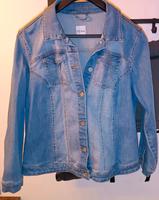 Damen Jeans Jacke S.Oliver Gr.48 Top Zustand Nordrhein-Westfalen - Hattingen Vorschau