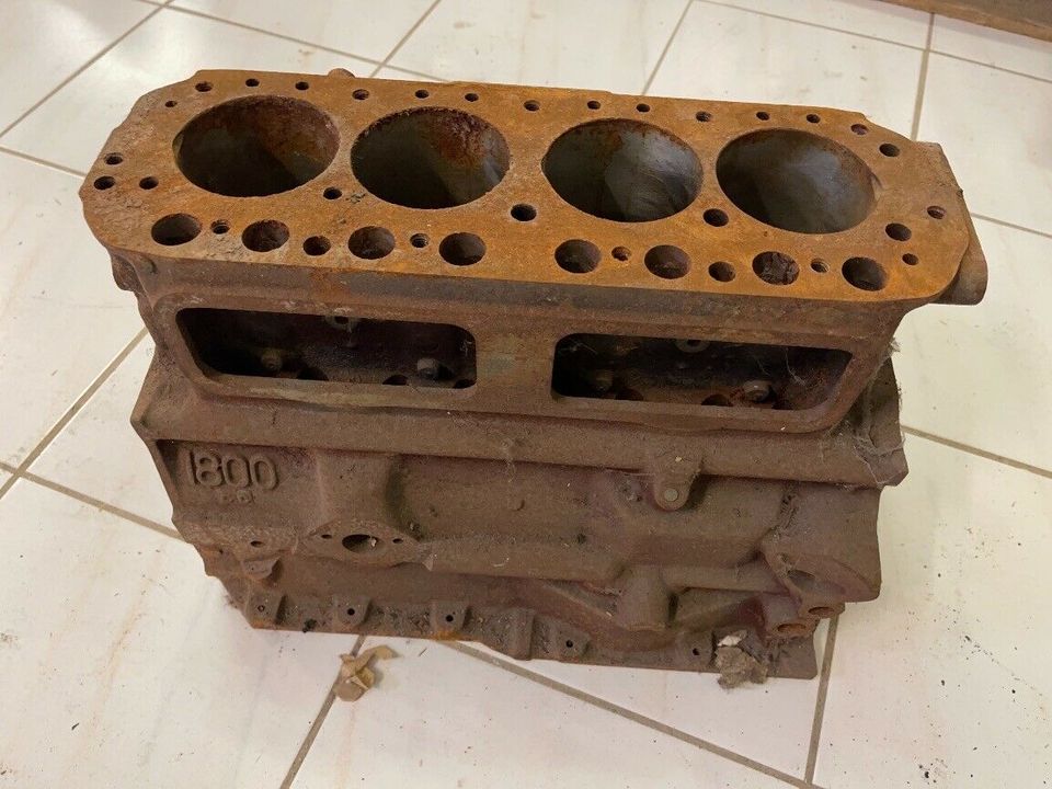 MG MGB 1800er Motor Block in Gutach (Schwarzwaldbahn)