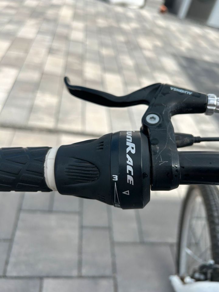 BMX Klapp Fahrrad von Chiemsee 26 Zoll weiß Shimano Gangschaltung in Magdeburg