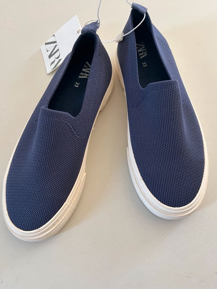 Zara Slippers 33 in Parchim