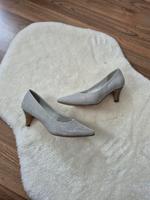 ✨ Tamaris Glitzer-Pumps Silber | Gr. 36 | Elegant & kaum getragen Niedersachsen - Holzminden Vorschau