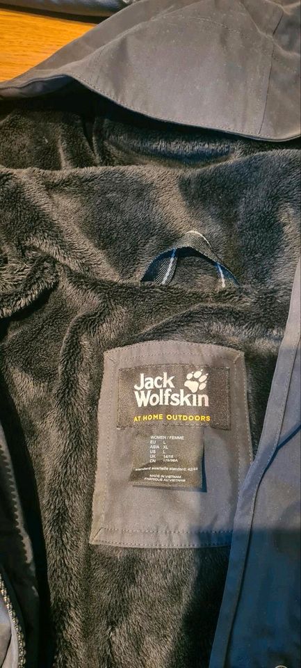 Winter jacke Mantel L Jack Wolfskin in Bad Kreuznach