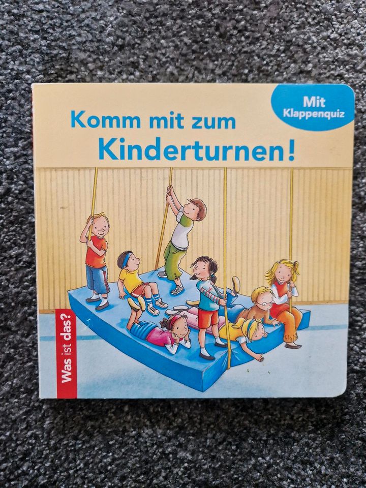 Buch komm mit zum Kinderturnen mit Klappen top Zustand in Ditzingen