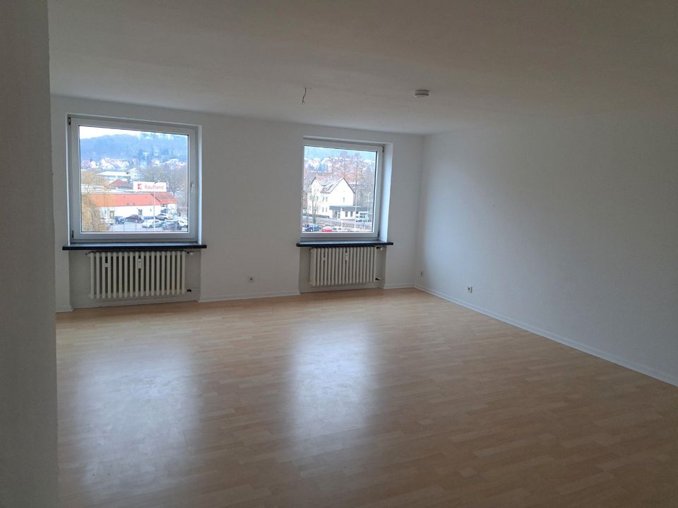 Helle und geräumige 3- Zimmerwohnung, Zentrale Lage in Northeim in Northeim