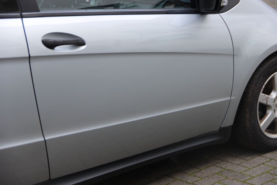 Tür Rechts 3-Türig Silber polarsilber Mercedes Benz A-Kl. W169 in Siegen