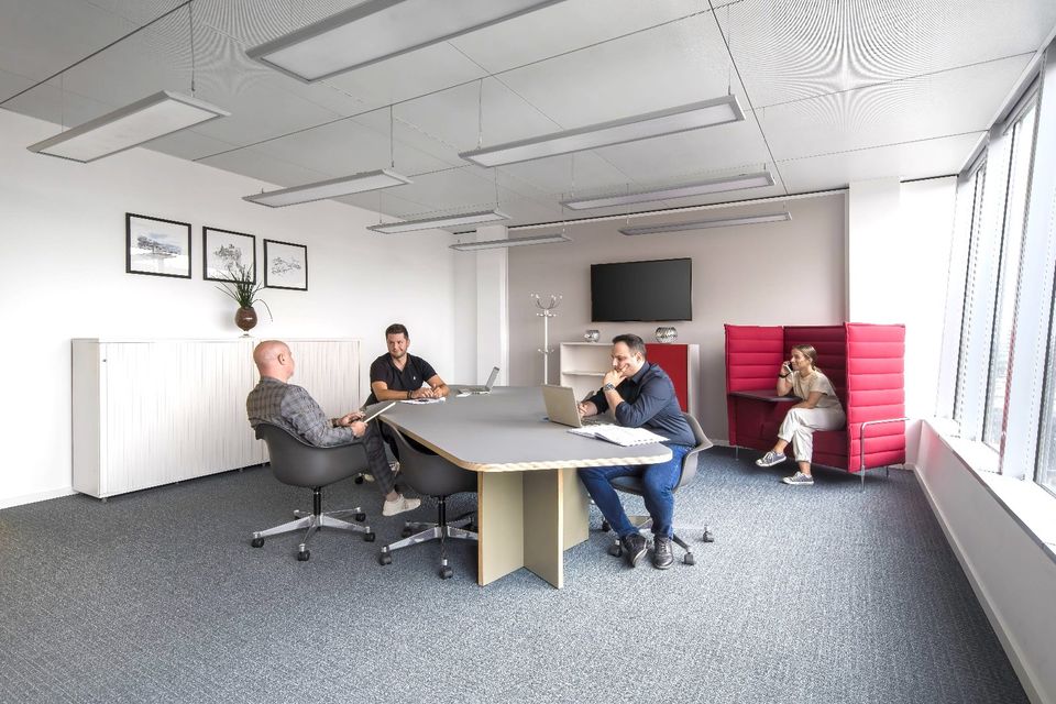 Privater Büroraum für 1 Person in Regus The Squaire Business Center in Frankfurt am Main